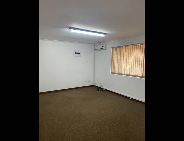 70M² OFFICE TO LET IN HILLCREST CENTRAL